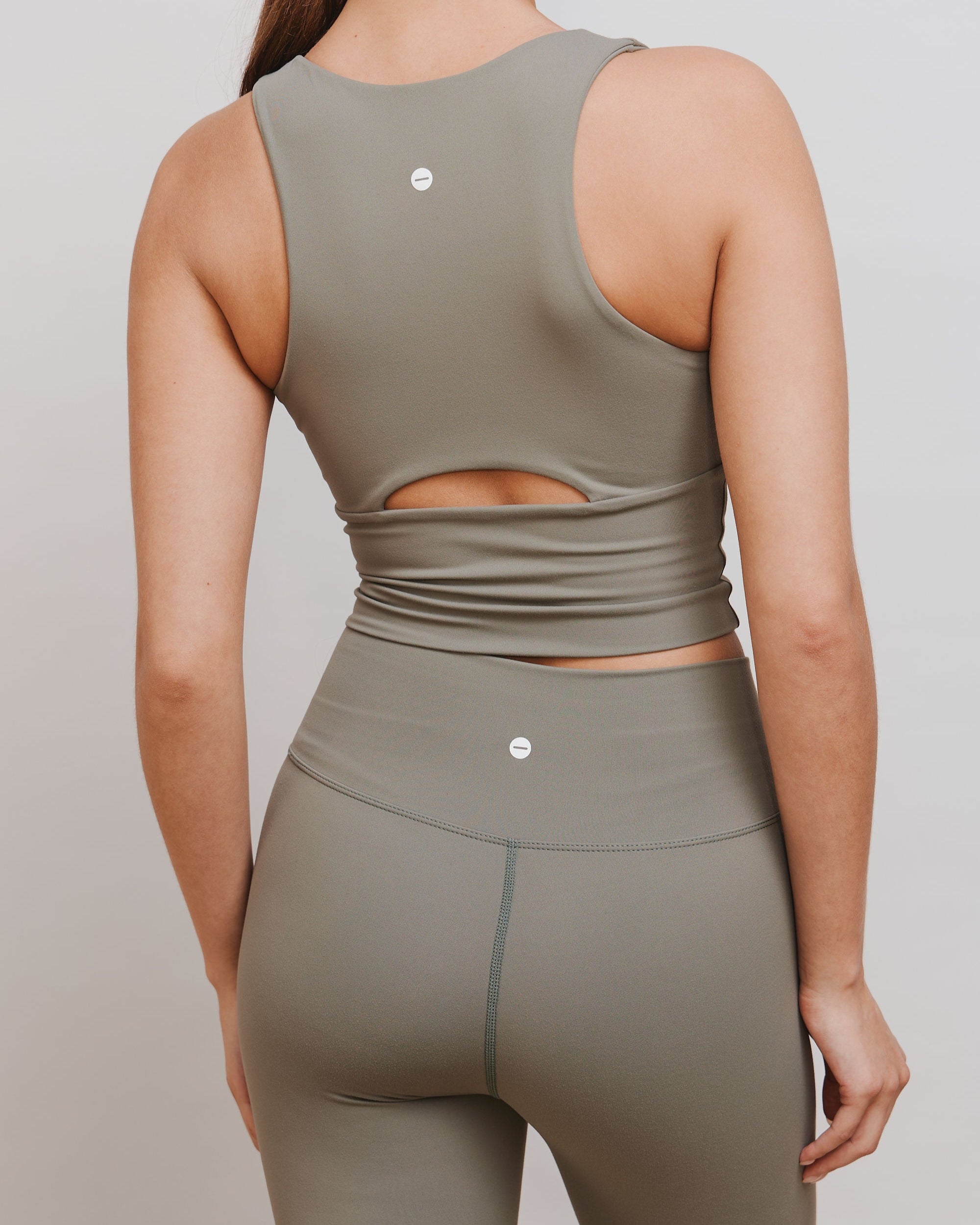 Essential Underlayer Top